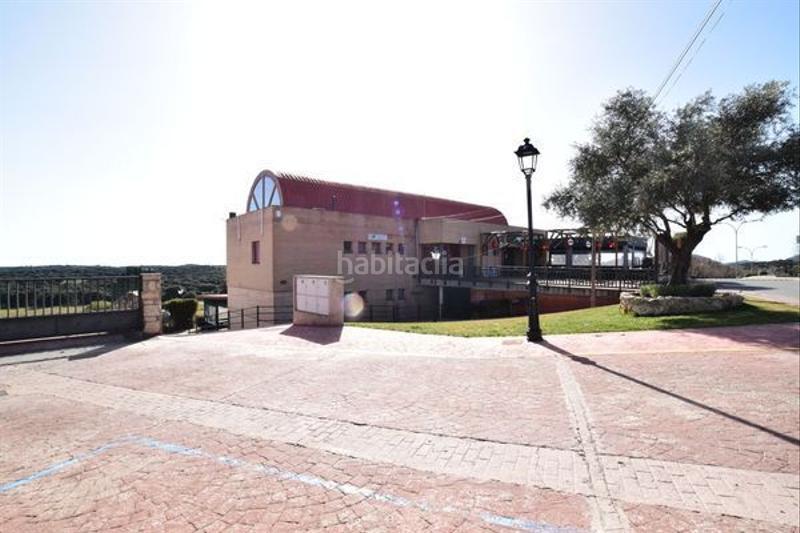 Foto 3dc8c0bf-7114-4b40-9fff-c926f4d14b91. Duplex con riscaldamento piscina in Cotos de Monterey