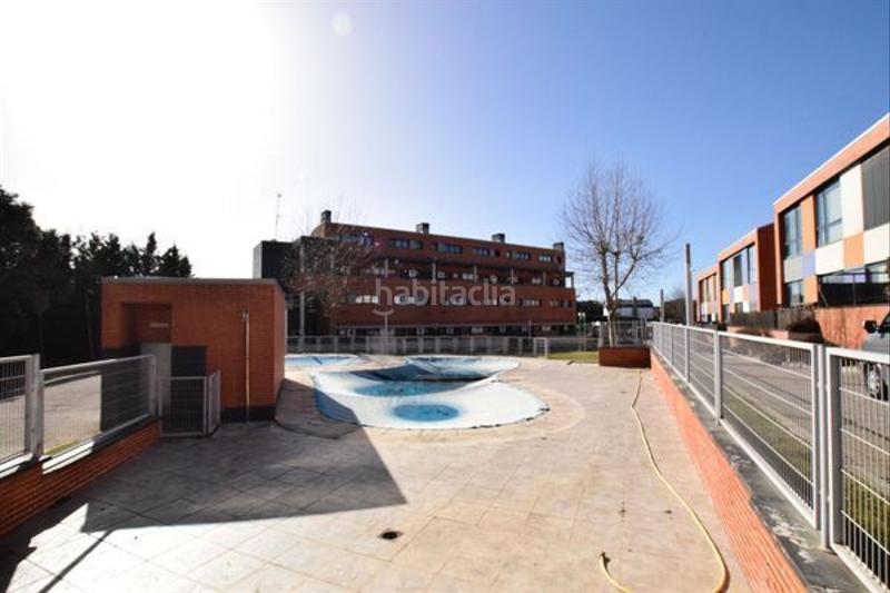 Foto a9c60e33-d19c-4b19-8f46-0f0230411a7c. Duplex con riscaldamento piscina in Cotos de Monterey