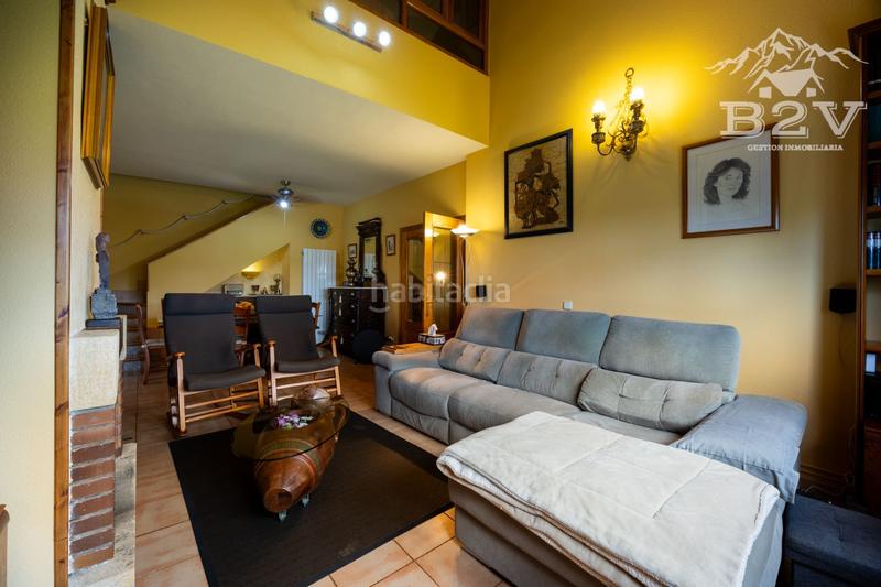 Foto 2ac57907-f6dc-4586-bc3f-79bb1a6df0df. Casa amb calefacció piscina a Pedrezuela