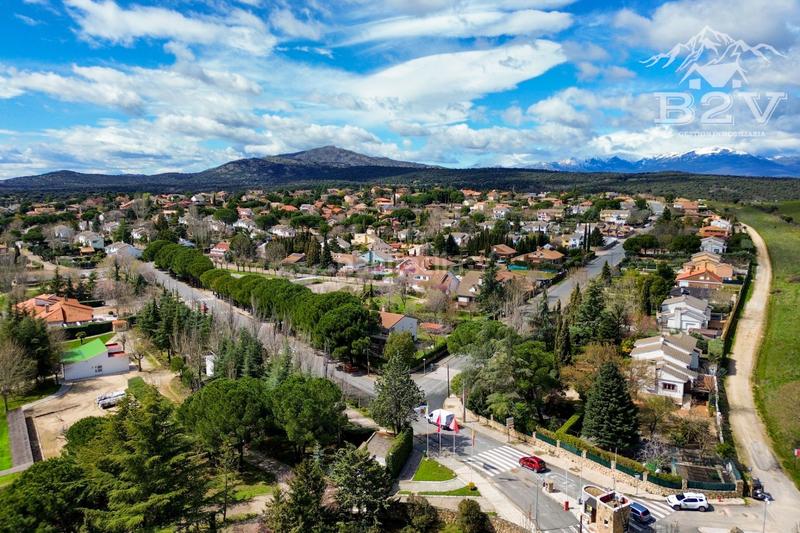 Foto 542eec7e-0f64-4d94-ae5b-759f8199a8ea. Casa amb calefacció piscina a Pedrezuela