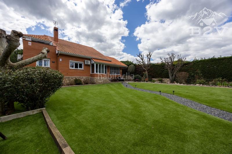 Foto 77033963-f099-4b96-a9dc-a4c064a043bf. Casa amb calefacció piscina a Pedrezuela