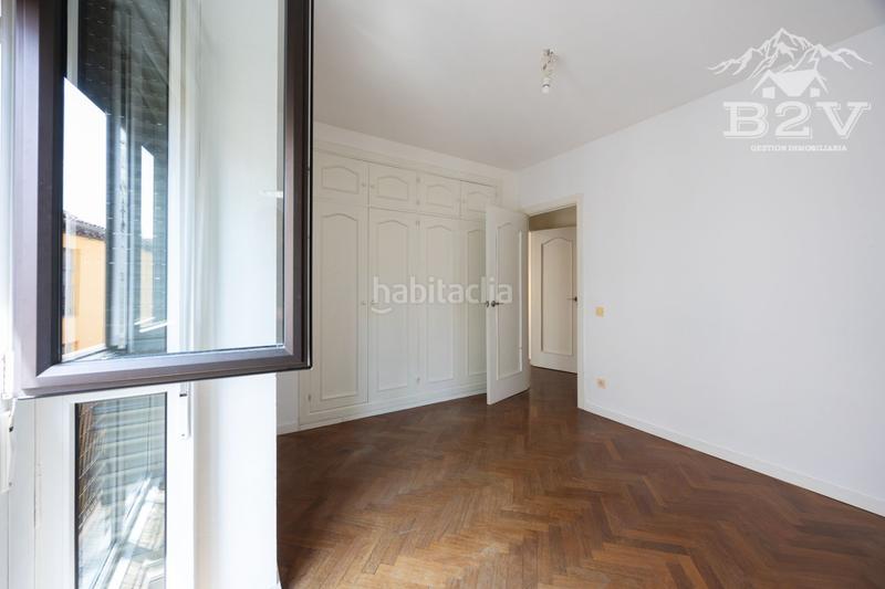 Foto 54cdc517-4a71-48b5-9e0c-be6b98f0e03a. Dúplex amb calefacció a Embajadores-Lavapiés Madrid