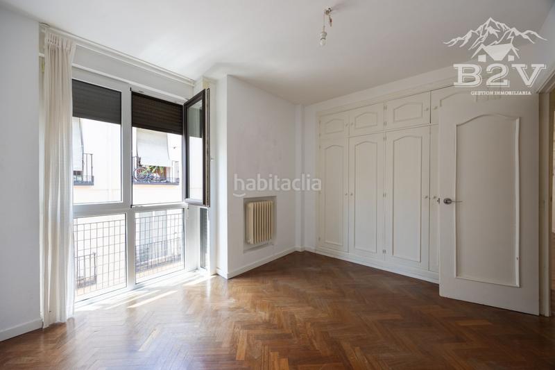 Foto 5e5c9d21-60c3-43e4-92a6-578452d8f9cc. Dúplex amb calefacció a Embajadores-Lavapiés Madrid