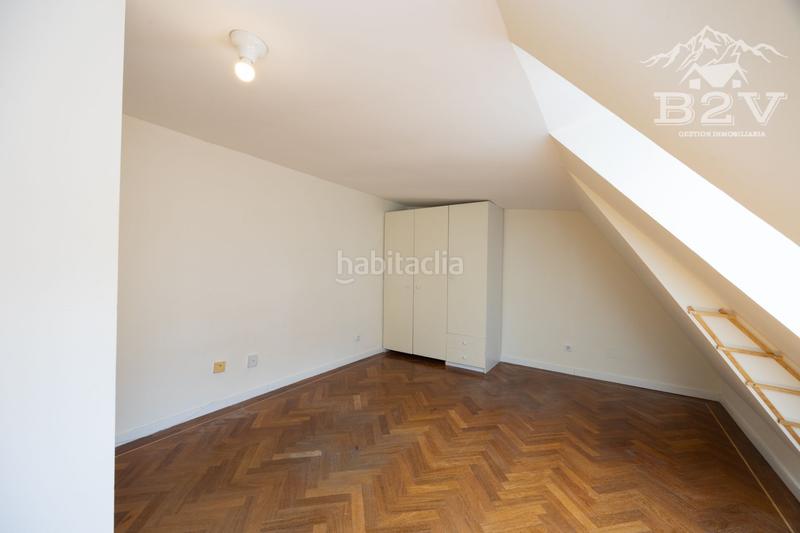 Foto dcbbe103-fb3c-484d-83ce-93439edf4773. Dúplex amb calefacció a Embajadores-Lavapiés Madrid