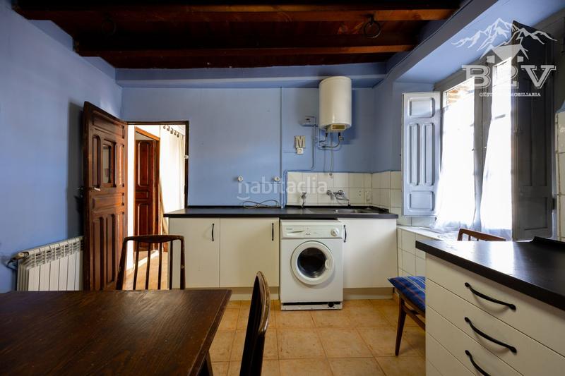 Foto 0e4e3fbc-9443-4e71-80a0-89551c0b39c0. Casa adossada amb calefacció a Alameda del Valle