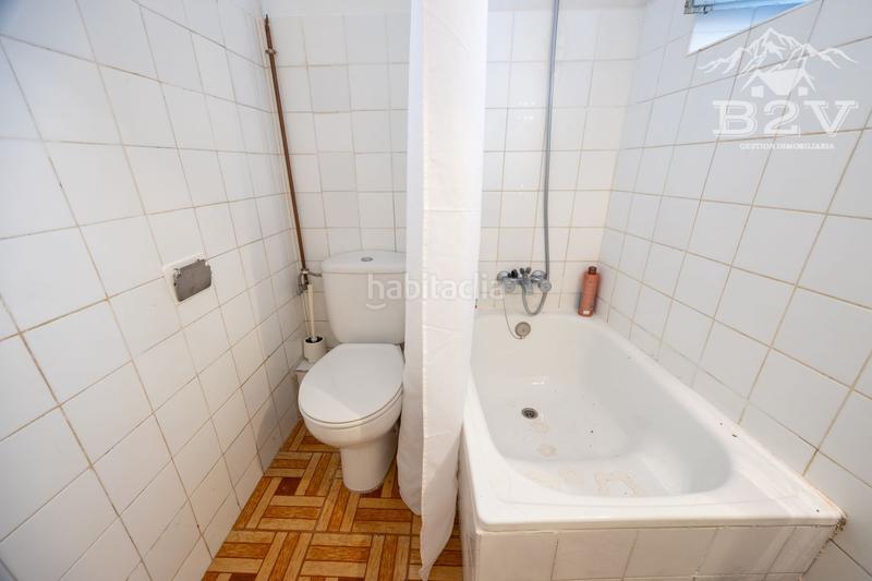 Foto 5b544a41-58bc-456e-85a7-4980402639b2. Casa adossada amb calefacció a Alameda del Valle