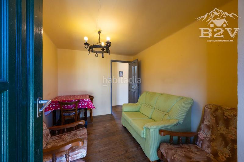 Foto 85b860aa-af49-4d4e-ab1e-d9b67cc72bc6. Casa adossada amb calefacció a Alameda del Valle