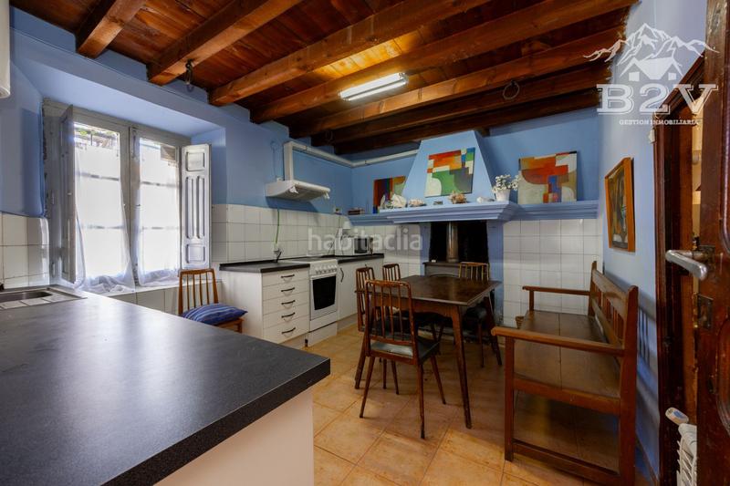 Foto d44defcb-5bb4-48fa-a2d2-e918e30bbb59. Casa adossada amb calefacció a Alameda del Valle