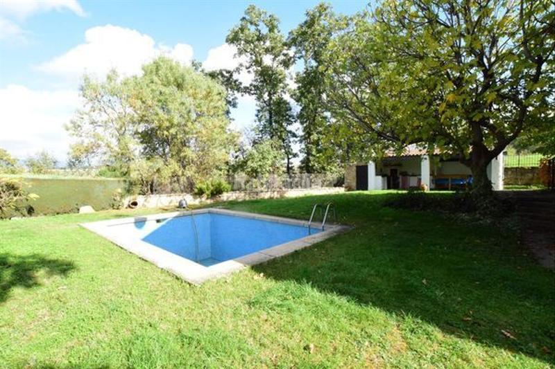 Foto 837ecb87-57bf-403c-ad87-1034ad742bc2. Casa amb calefacció piscina a Soto del Real