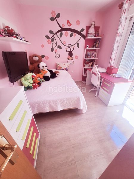 Foto 569a8c5d-3592-4833-ac20-35f7d767ec58. Casa aparellada amb aparcament a Santa María del Águila Ejido (El)