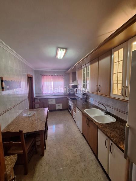 Foto 7ccb1498-af68-4ee0-94a0-467b2876bc13. Reihenhaus mit kamin parking in Santa María del Águila Ejido (El)