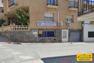 Alquiler Local Comercial en Calle isaac albéniz 3. Alquiler local comercial avda. rodríguez de la fuente