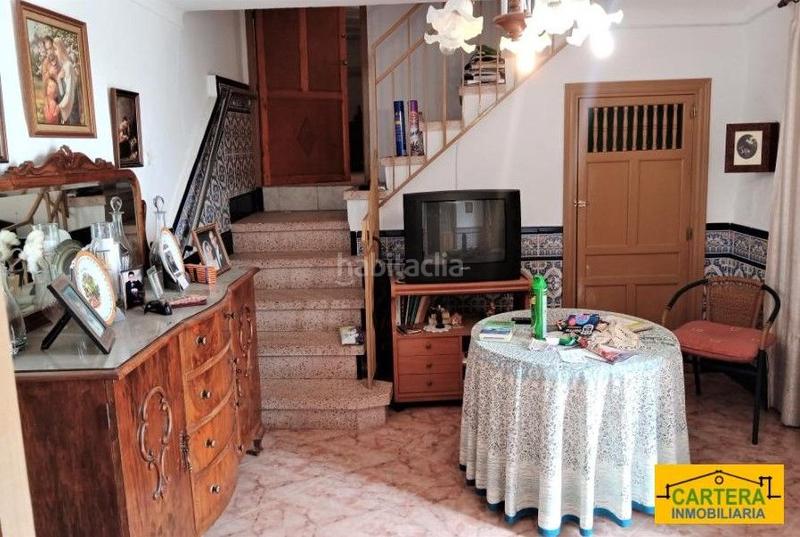 Foto 499d8d18-c97a-4beb-b092-0ddb40a22f88. Haus in calle almenillas 8 in Íllora