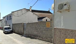 Terrain résidentiel à Calle cruz de íllora 4. Venta solar c/ cruz -illora-