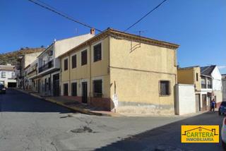 Maison à Avenida san rogelio 14. Venta casa avda. san rogelio -illora-