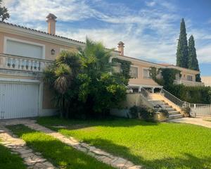 Chalet in Travessia de dalt 6. Espectacular chalet en mora d'ebre