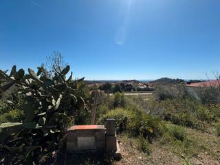 Terreny residencial a Carrer de la bruguera 289. Gran terreno bajo precio