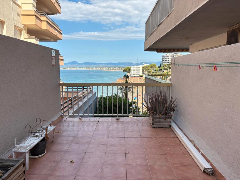 Foto 9e648262-7939-4193-b7eb-cfafab405e19. Piso en Mar i Camp - Platja dels Capellans Salou
