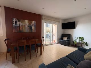 Dplex  Plaa gonzalez isla. Dplex en el puerto de l'ampolla