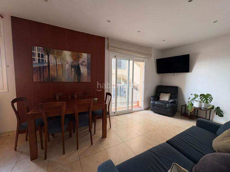 Foto c1726868-b096-4750-8647-3f5e521c0c15. Dúplex amb calefacció a Ampolla (L´)