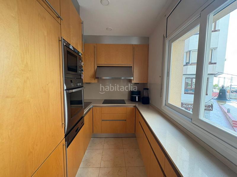 Foto c396d4ab-dd91-4ee1-bb75-b74fd2d7e203. Dúplex amb calefacció a Ampolla (L´)