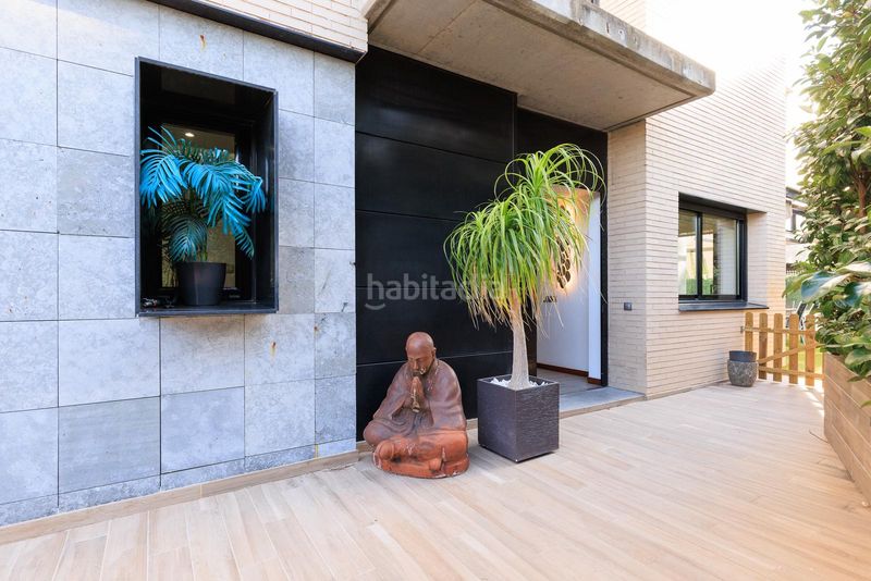 Foto 00d2386f-9e19-4f04-8e30-fb30593145a2. Casa aparellada amb calefacció aparcament piscina a Cambrils