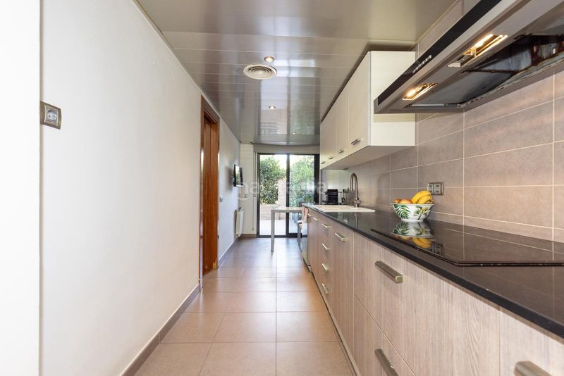 Foto 0d6bb05e-e612-4aeb-8273-15be74930011. Casa aparellada amb calefacció aparcament piscina a Cambrils