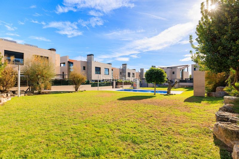 Foto 394bbfdc-bee5-41bb-93b9-7a7af76f2267. Casa aparellada amb calefacció aparcament piscina a Cambrils