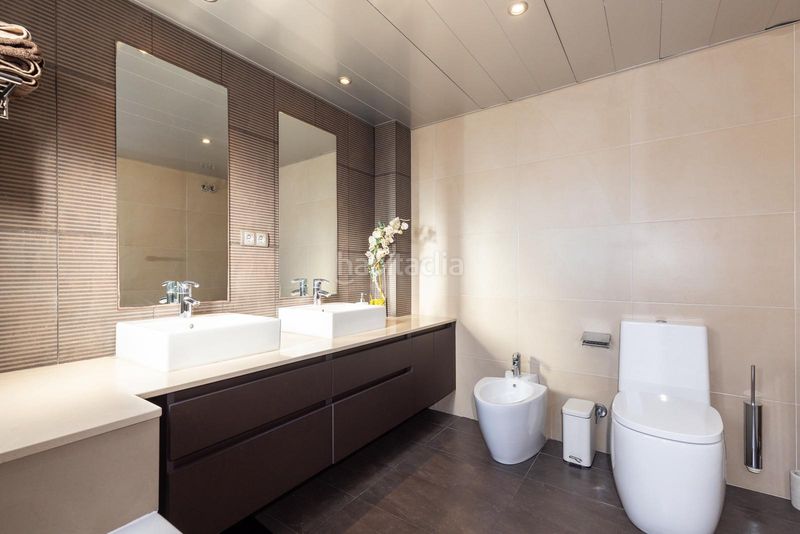 Foto b8130e7d-df61-4682-b950-ac6bc7c6edd2. Casa aparellada amb calefacció aparcament piscina a Cambrils