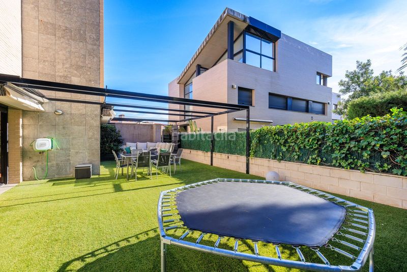 Foto bfc36a5b-3184-4d77-9f76-b14db398363e. Casa aparellada amb calefacció aparcament piscina a Cambrils