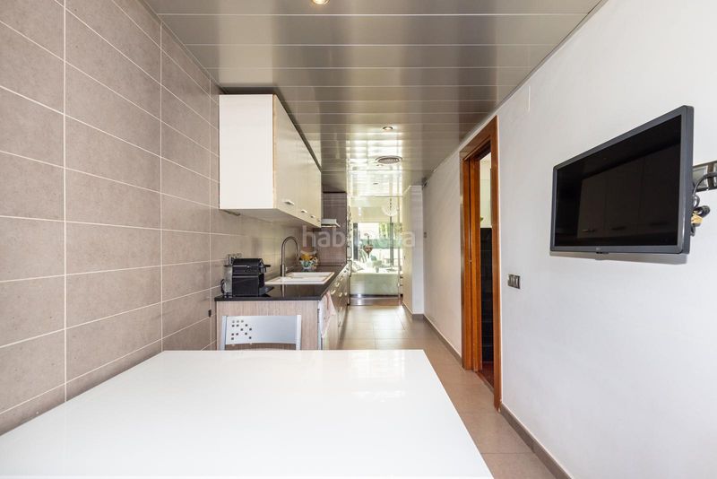 Foto e856e51c-cb8c-46a5-87ca-b4e4caf17a69. Casa aparellada amb calefacció aparcament piscina a Cambrils