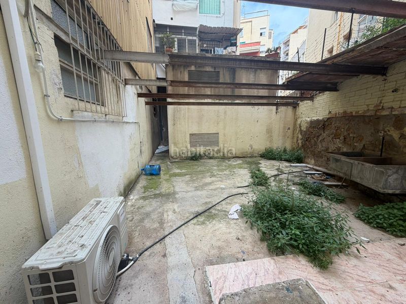 Foto b396913e-7772-4c31-bb6b-cd06fb7323f4. Local comercial amb calefacció a Eixample Tarragona