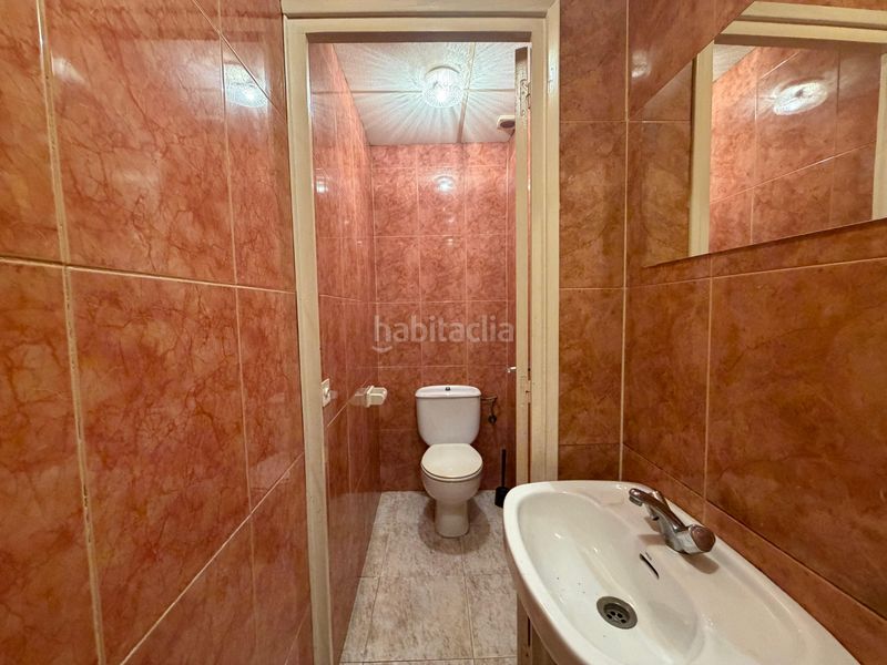Foto 03e7c5d3-6f6c-4e31-bd00-1f24c83d0bca. Local comercial a carrer de rourell 3 a Llevant Reus