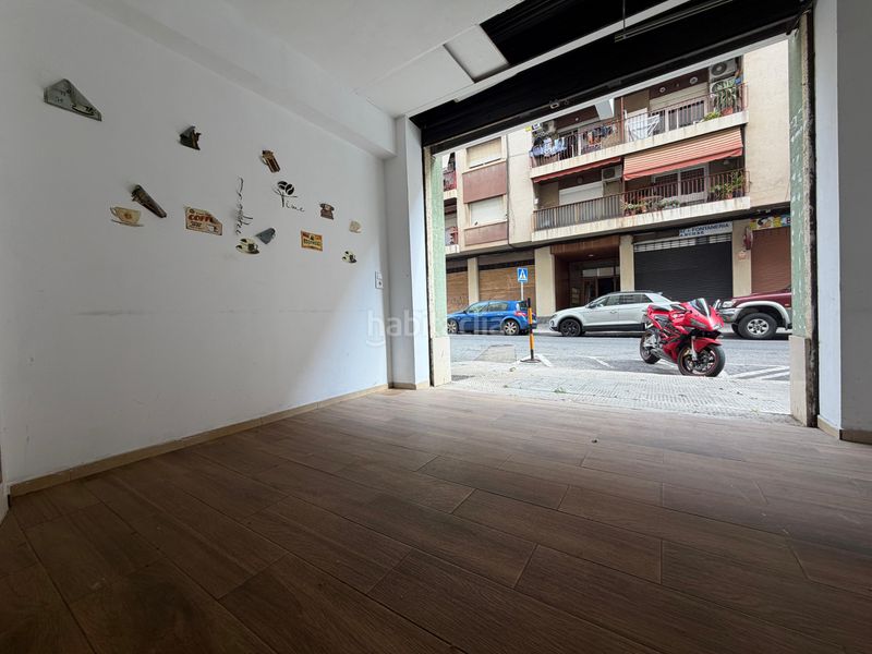 Foto 0f1a4744-eb9d-4105-8f1f-201dfd4f69c1. Local comercial a carrer de rourell 3 a Llevant Reus