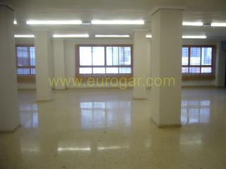 Local Comercial a Buñol. Local comercial de 480m2 en buñol 46360