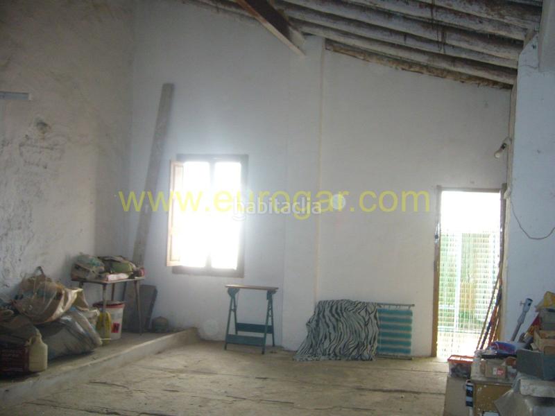 Foto 341e8ba0-6e26-4850-a959-42401c24b4a2. Casa  con buhardilla y local comercial céntrico 46370 en Chiva