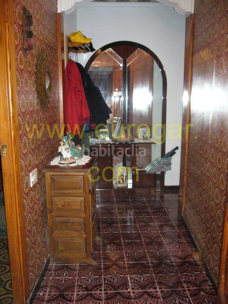 Foto 50f8e751-7f0c-46a0-aa8e-56fba3097d96. Casa  con buhardilla y local comercial céntrico 46370 en Chiva