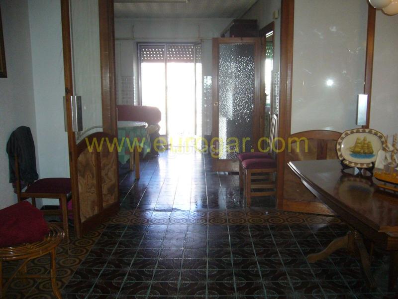 Foto c23592d9-06d1-4adc-8d10-ac8e7c9d24ca. Casa  con buhardilla y local comercial céntrico 46370 en Chiva