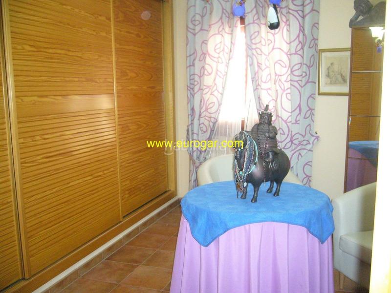 Foto 17ea10ec-41b2-4bf0-96a9-7a1e78c3dbf5. Casa a Cheste