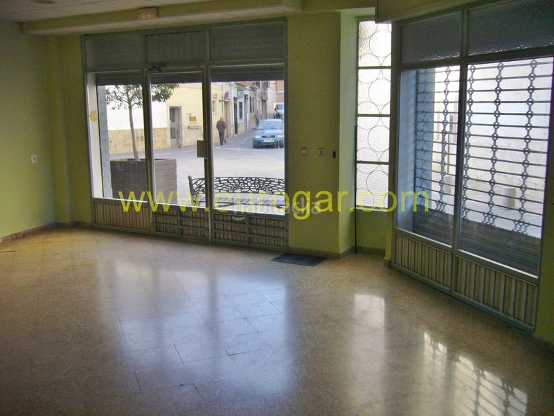 Foto 549bd2a9-69c8-4cf0-ad82-317caffb5019. Local commercial dans Centro Chiva
