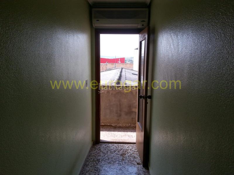 Foto c38d0cf5-bdad-4df7-9957-00ed3f3ef6cb. Casa amb aparcament a Cheste