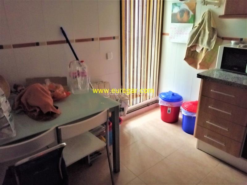 Foto 9f625a8c-2593-44e3-9010-2afbf360770e. Piso  de 138m2 en venta 46370 en Centro Chiva