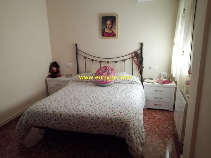 Foto fcacc689-2985-4342-a1a7-c32608ecb2eb. Piso  de 138m2 en venta 46370 en Centro Chiva