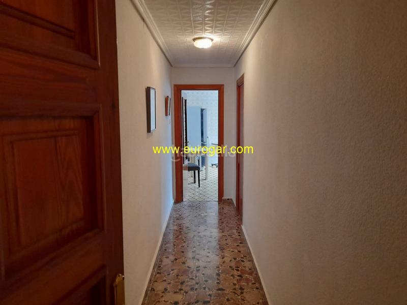 Foto dd8fd446-d784-457c-8e01-dd94b9c8908c. Maison avec parking dans Centro Chiva