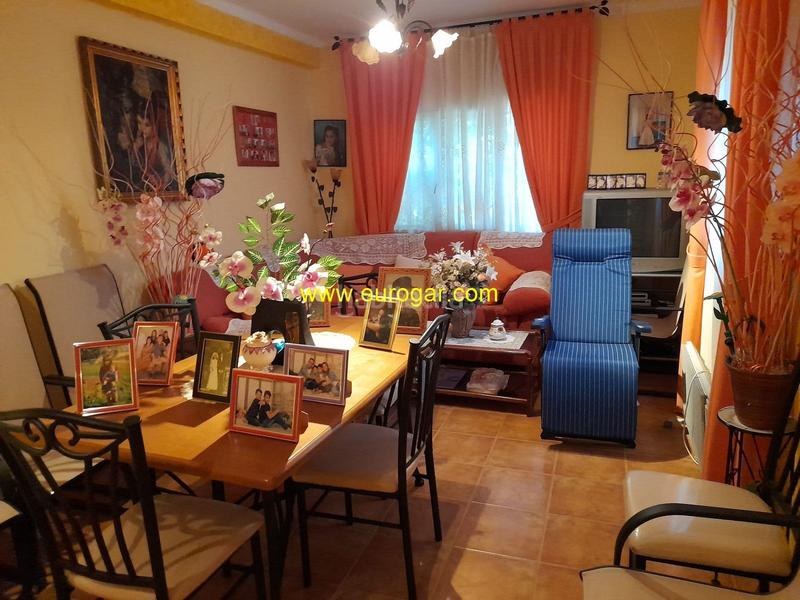 Foto 59ec625e-1db3-478d-91a2-837bfd1df197. Chalet con riscaldamento piscina in Centro Chiva