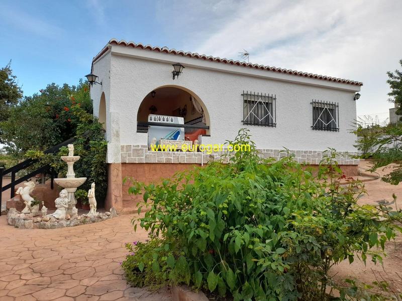 Foto d623bdc3-88c2-4f22-bf06-7f66234a359e. Chalet con riscaldamento piscina in Centro Chiva