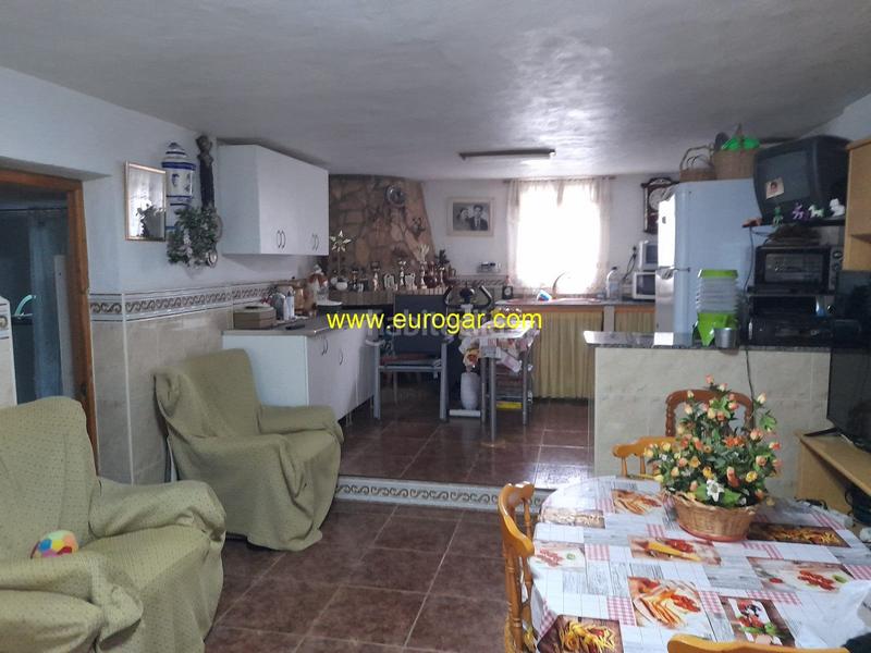 Foto f1283bf0-a3cc-4721-8fe3-7b01b9b4f1e8. Chalet con riscaldamento piscina in Centro Chiva