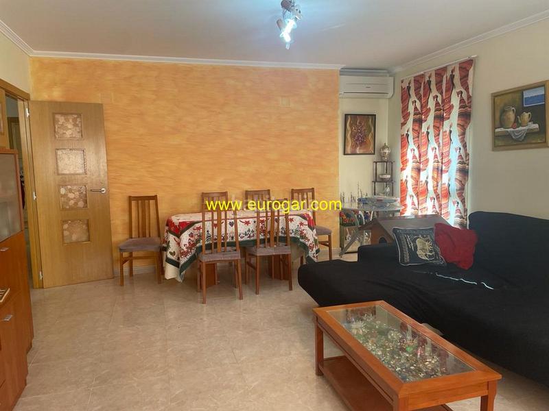 Foto b0db2a77-2727-4ca9-9216-88761d27af42. Casa adossada amb aparcament piscina a Godelleta