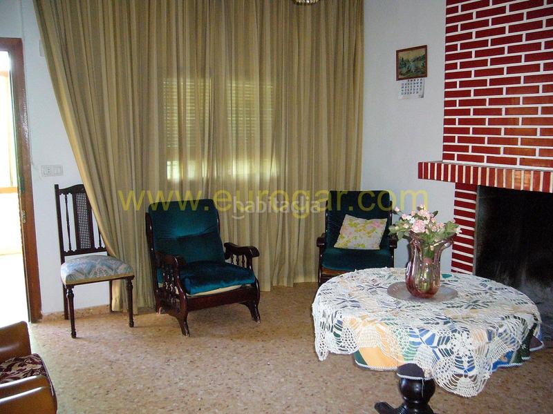 Foto cbf47c00-d851-47a4-9635-d41399879cbf. Xalet amb aparcament piscina a Godelleta