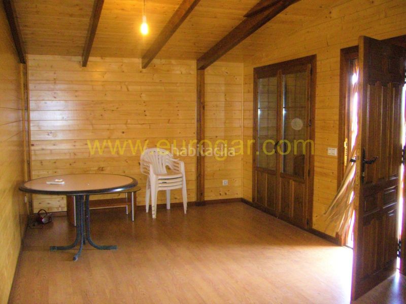 Foto 79513d7c-4404-4737-bcf1-bc3a7b0b2a6a. Chalet con parcheggio in Turís